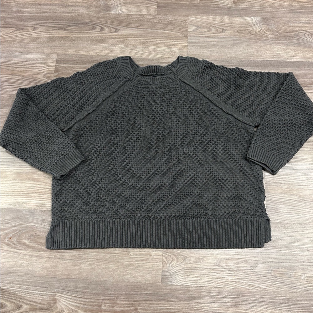 GAP Charcoal Crew Neck Sweater with Ribbed/Waffle Detailing